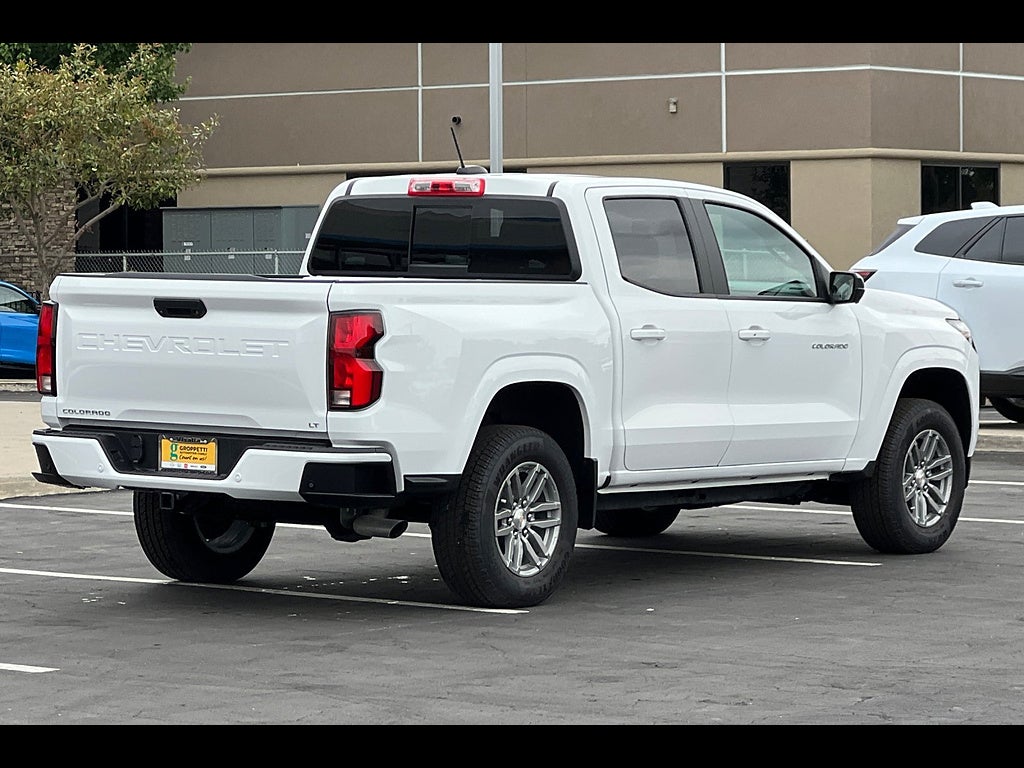 2024 Chevrolet Colorado LT