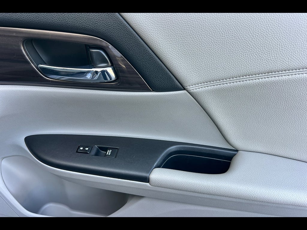 2017 Honda Accord Sedan Touring V6