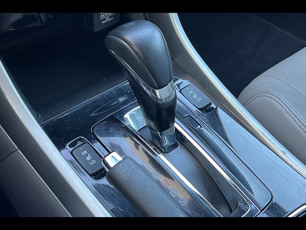 2017 Honda Accord Sedan Touring V6