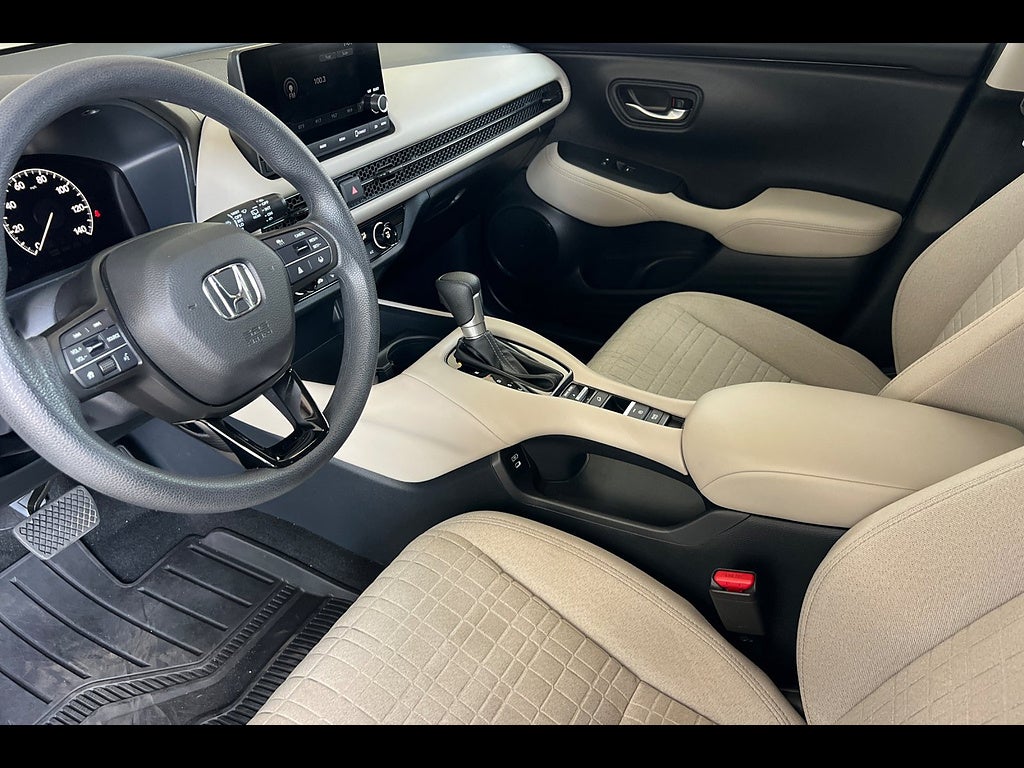 2025 Honda HR-V LX 4dr Crossover