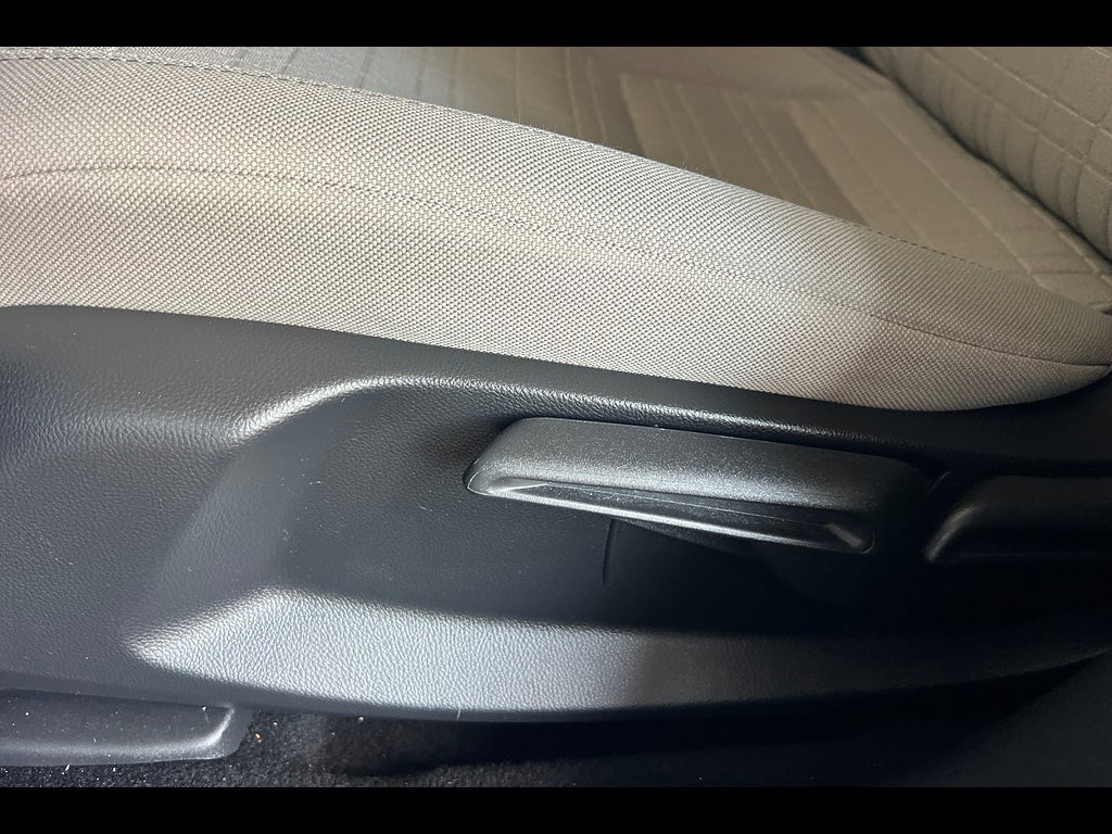 2025 Honda HR-V LX 4dr Crossover