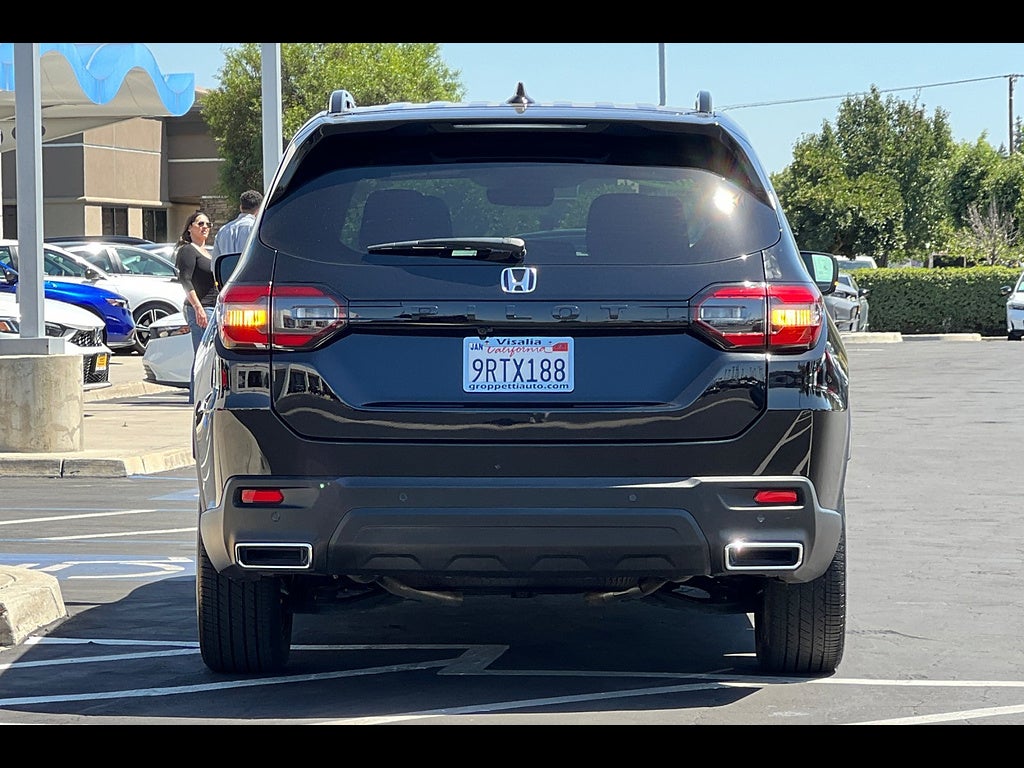 2025 Honda Pilot Black Edition