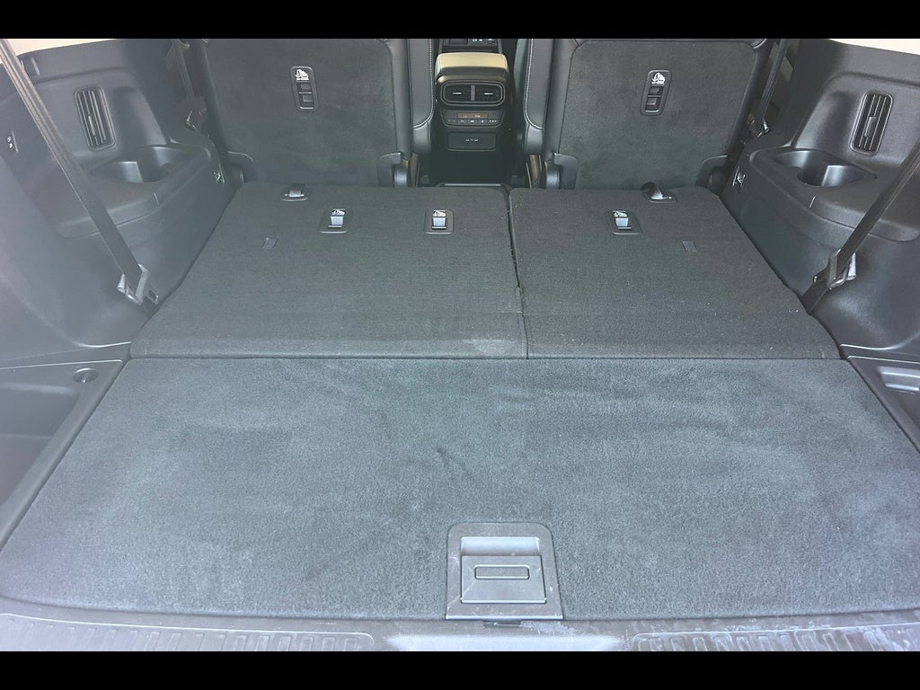 2024 Honda Pilot EX-L w/Rear Captain's Chairs