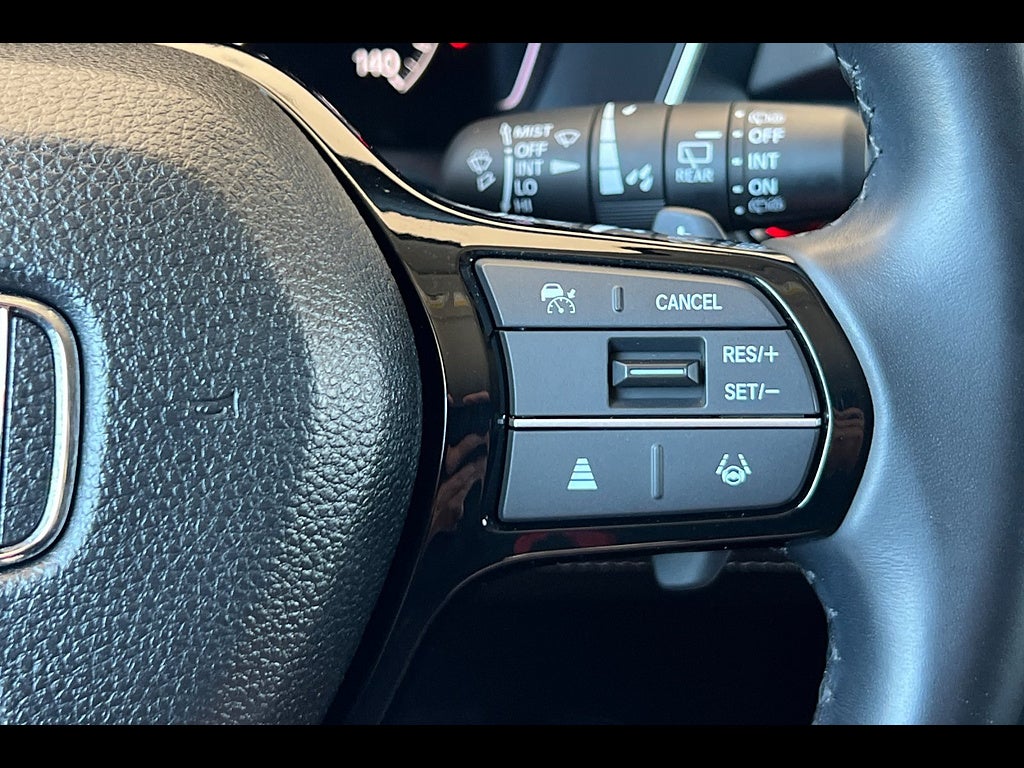 2024 Honda Pilot EX-L w/Rear Captain's Chairs
