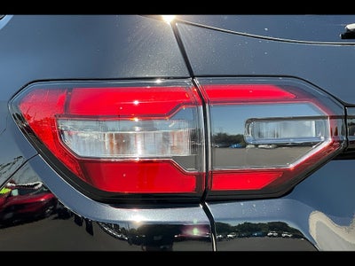 2024 Honda Pilot EX-L w/Rear Captain's Chairs
