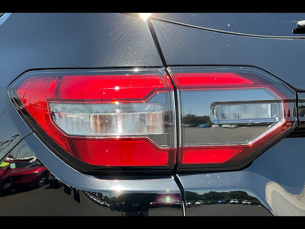 2024 Honda Pilot EX-L w/Rear Captain's Chairs