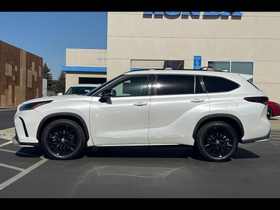 2024 Toyota Highlander XSE