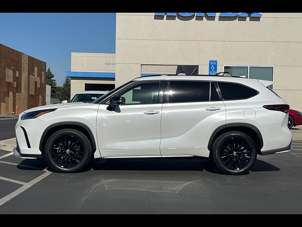 2024 Toyota Highlander XSE