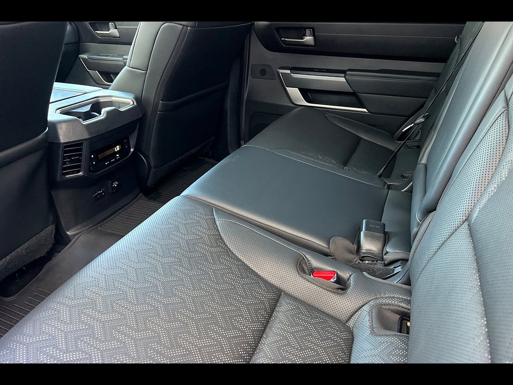 2024 Toyota Sequoia SR5