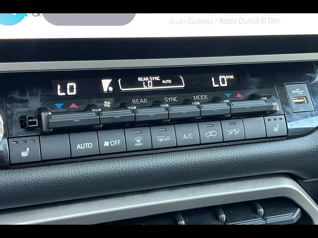 2024 Toyota Sequoia SR5