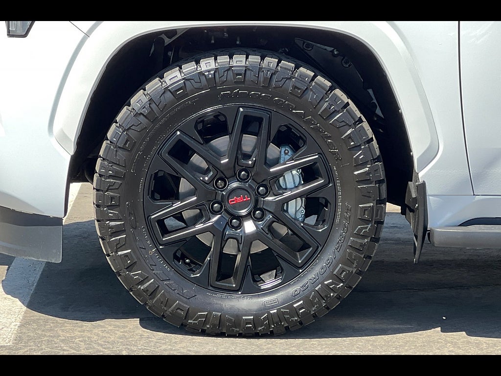 2024 Toyota Sequoia SR5