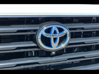 2024 Toyota Sequoia SR5