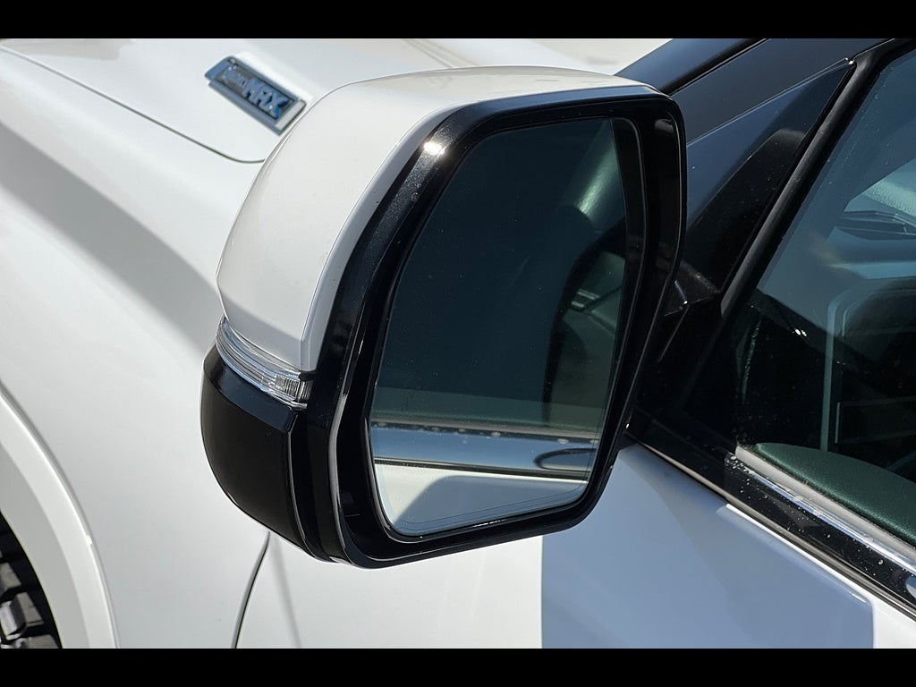 2024 Toyota Sequoia SR5