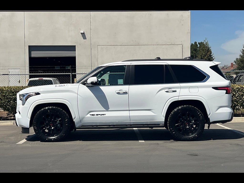 2024 Toyota Sequoia SR5