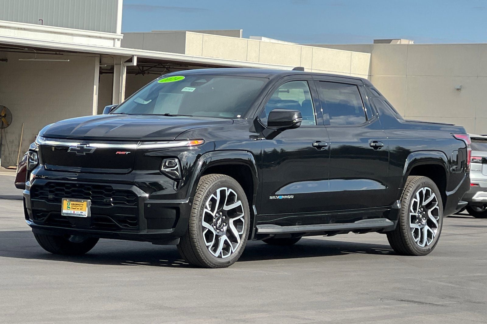 2024 Chevrolet Silverado EV RST