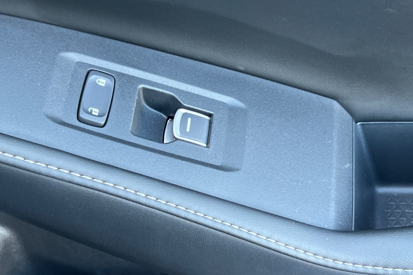 2023 Honda Accord Hybrid Sport w/o BSI