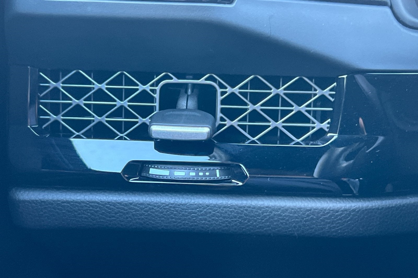 2023 Honda Accord Hybrid Sport w/o BSI