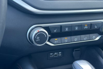 2022 Nissan Altima 2.0 SR