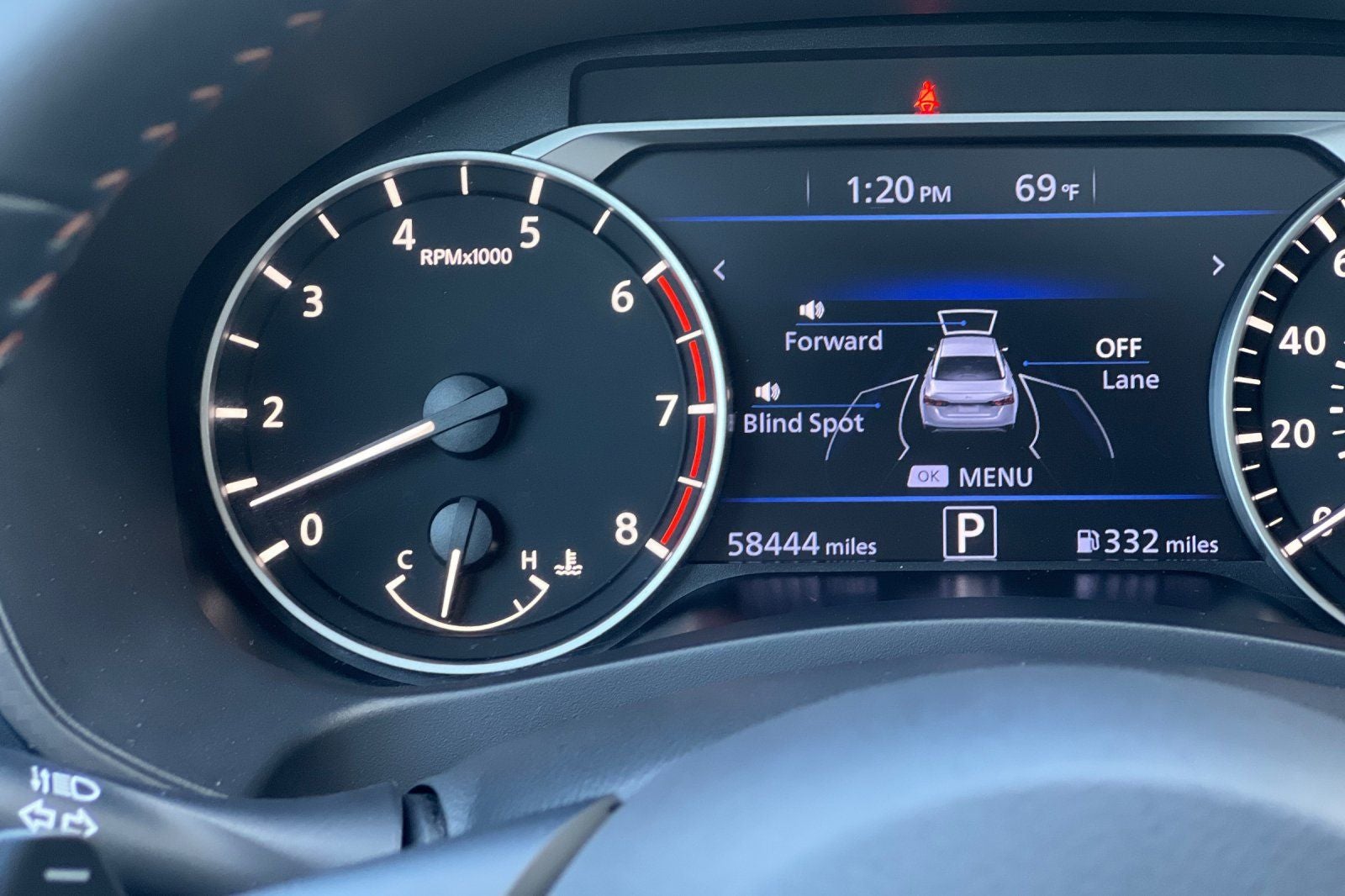 2022 Nissan Altima 2.0 SR