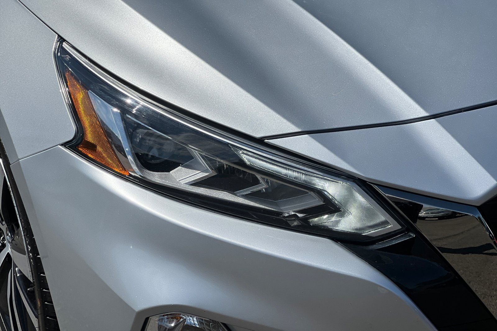 2022 Nissan Altima 2.0 SR