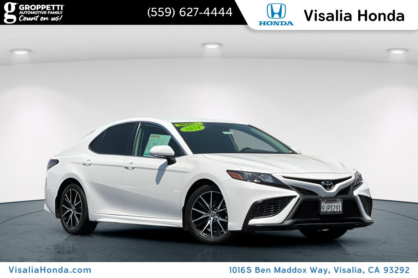 2024 Toyota Camry SE
