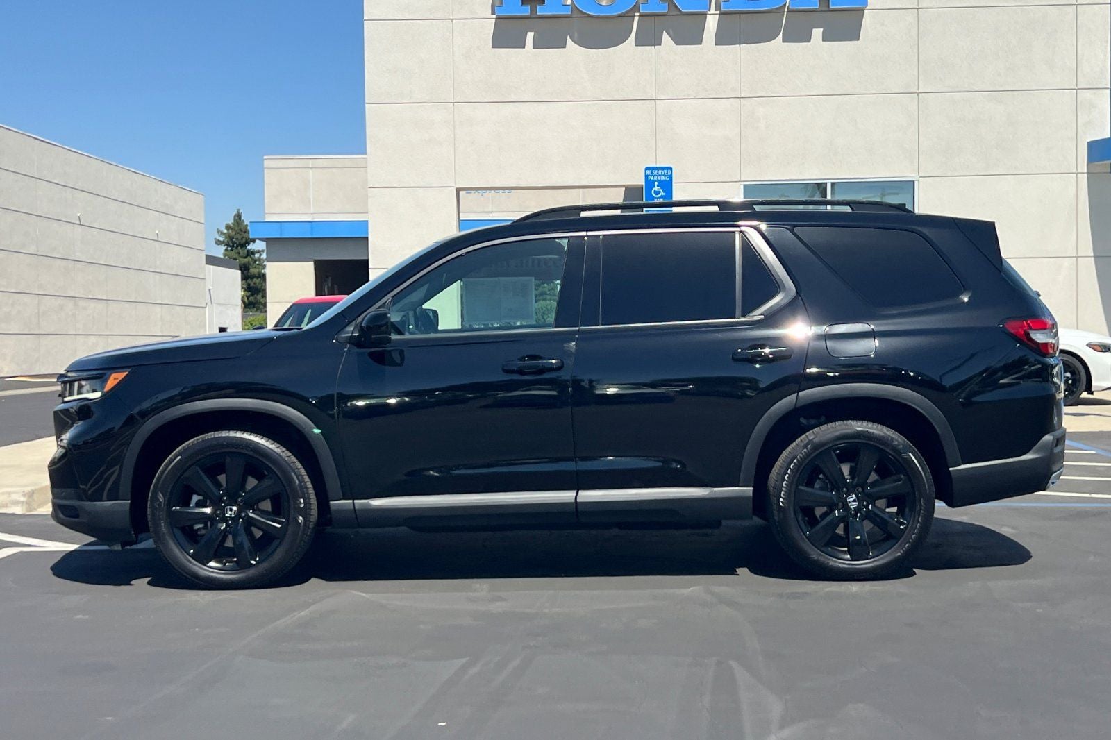 2025 Honda Pilot Black Edition