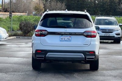 2023 Honda Pilot Touring